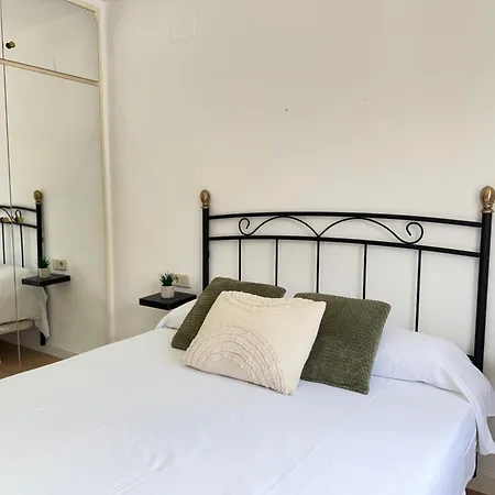 Agi El Moll De Apartment Roses