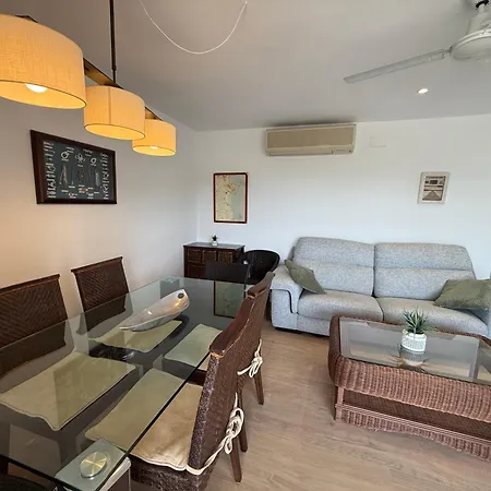 Agi El Moll De شقة
